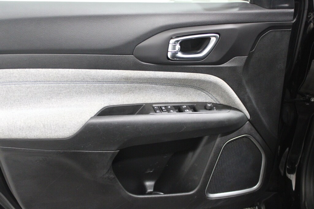 Used 2022 Jeep Compass Latitude SUV