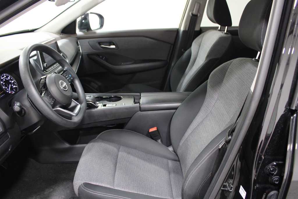 Used 2023 Nissan Rogue SV SUV