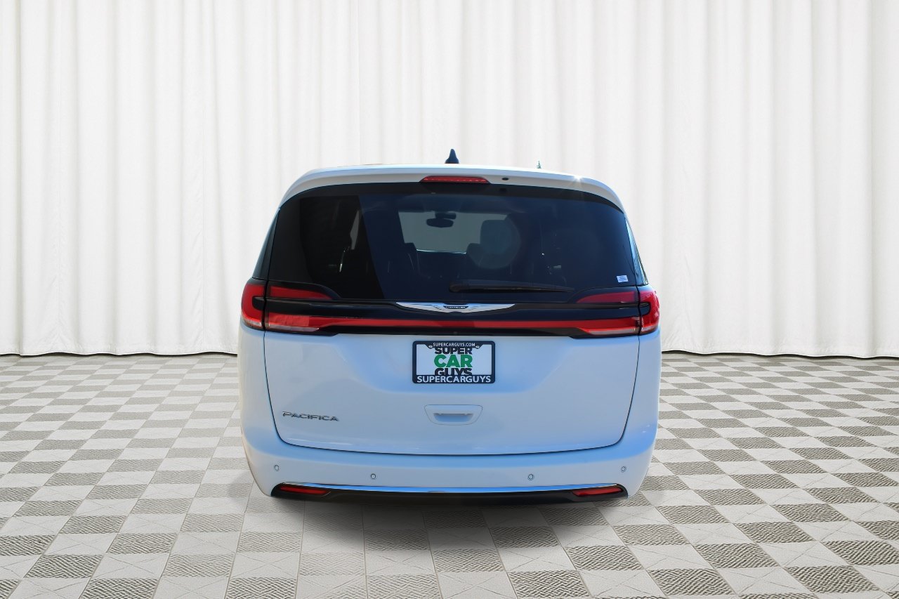 Used 2023 Chrysler Pacifica Touring L Van Passenger Van