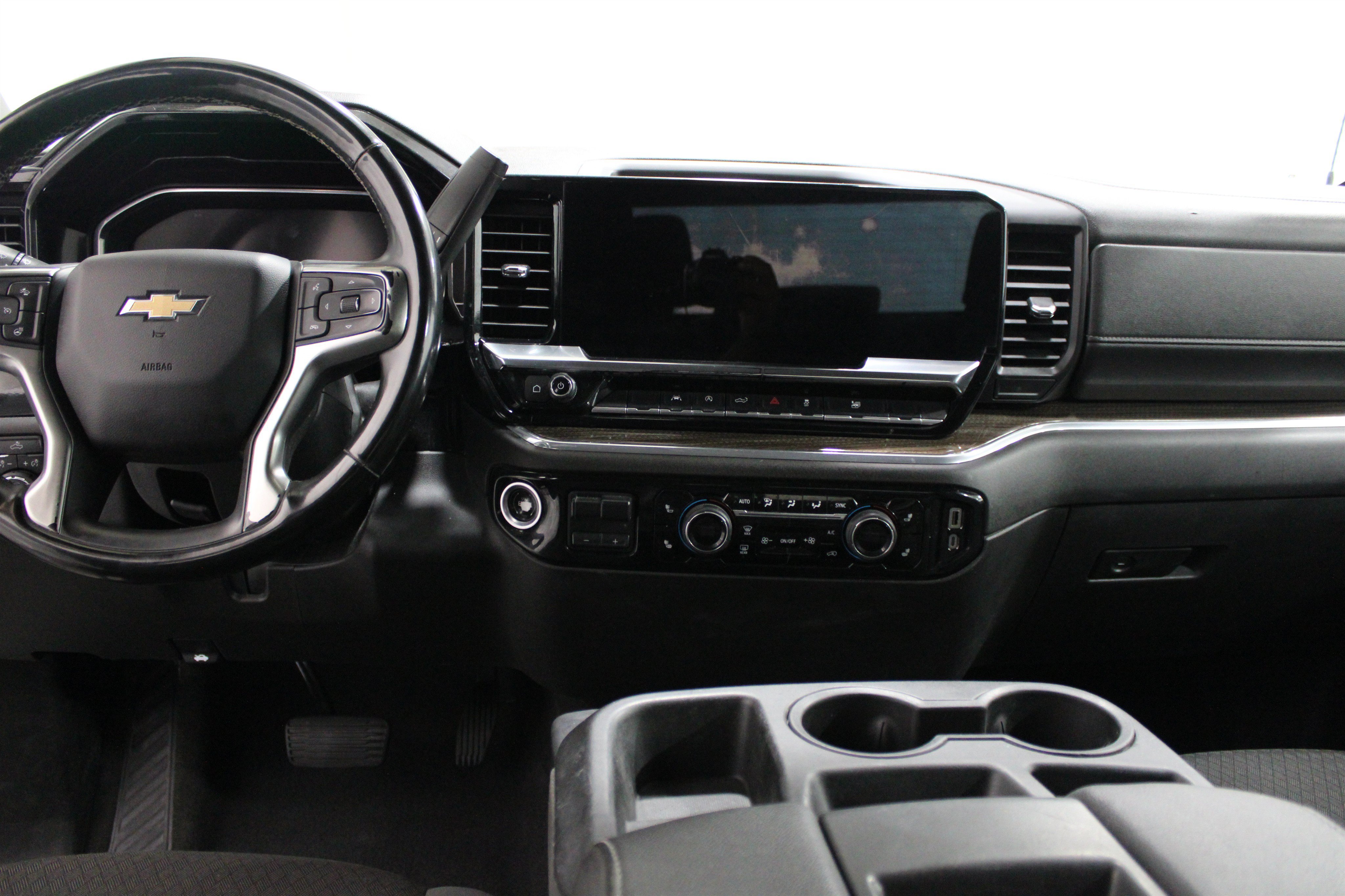 Used 2025 Chevrolet Silverado 1500 LT w/1LT Truck Crew Cab