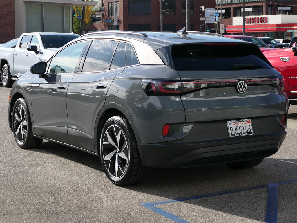 Used 2023 Volkswagen ID.4 Pro SUV