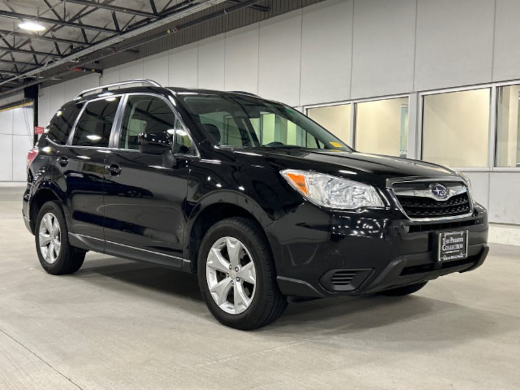 Used 2015 Subaru Forester 2.5i Premium (CVT) SUV