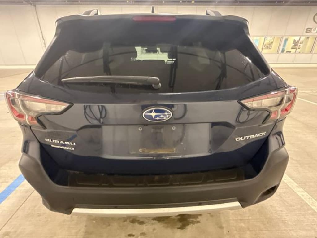 Used 2024 Subaru Outback Limited SUV