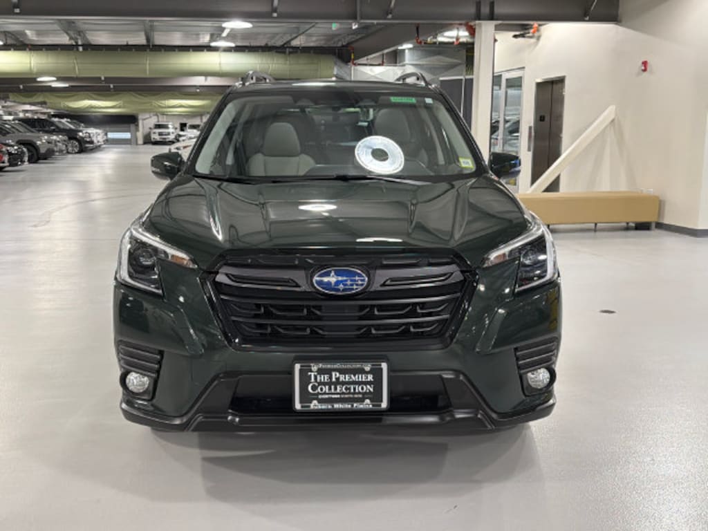 Used 2023 Subaru Forester Limited SUV