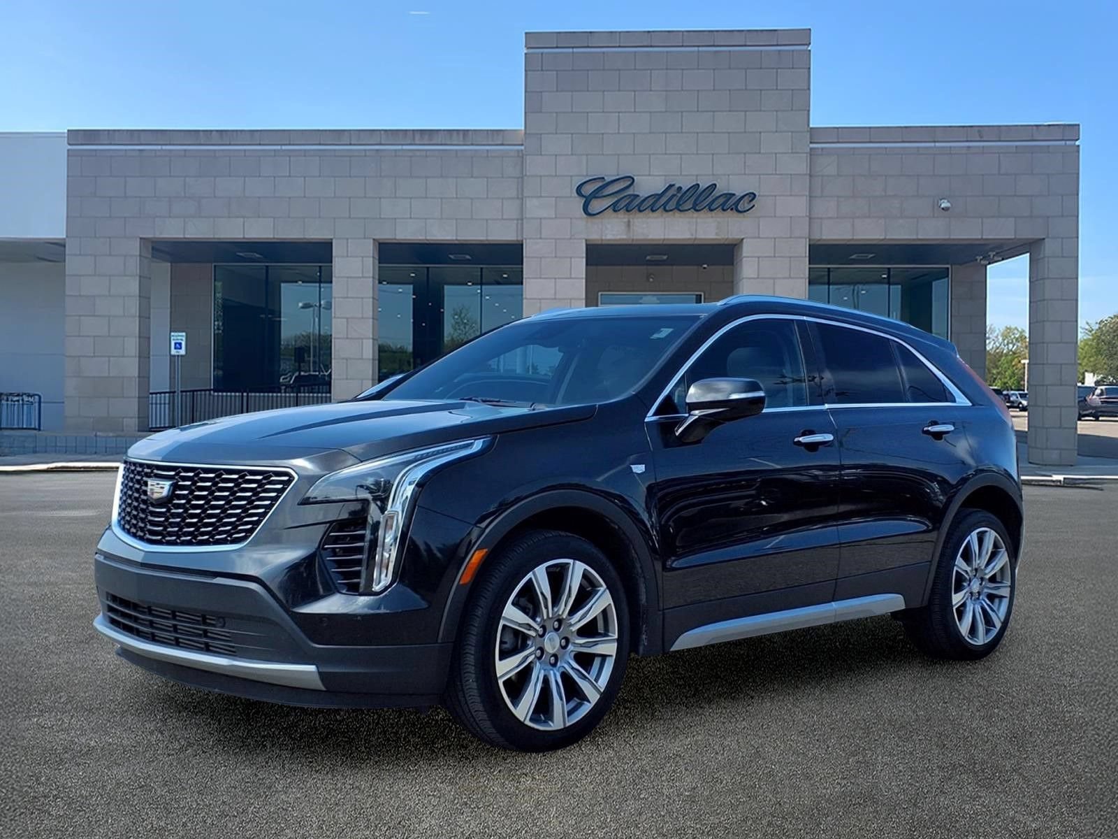 Shop pre-owned Cadillac XT4 for sale in Ann Arbor, MI