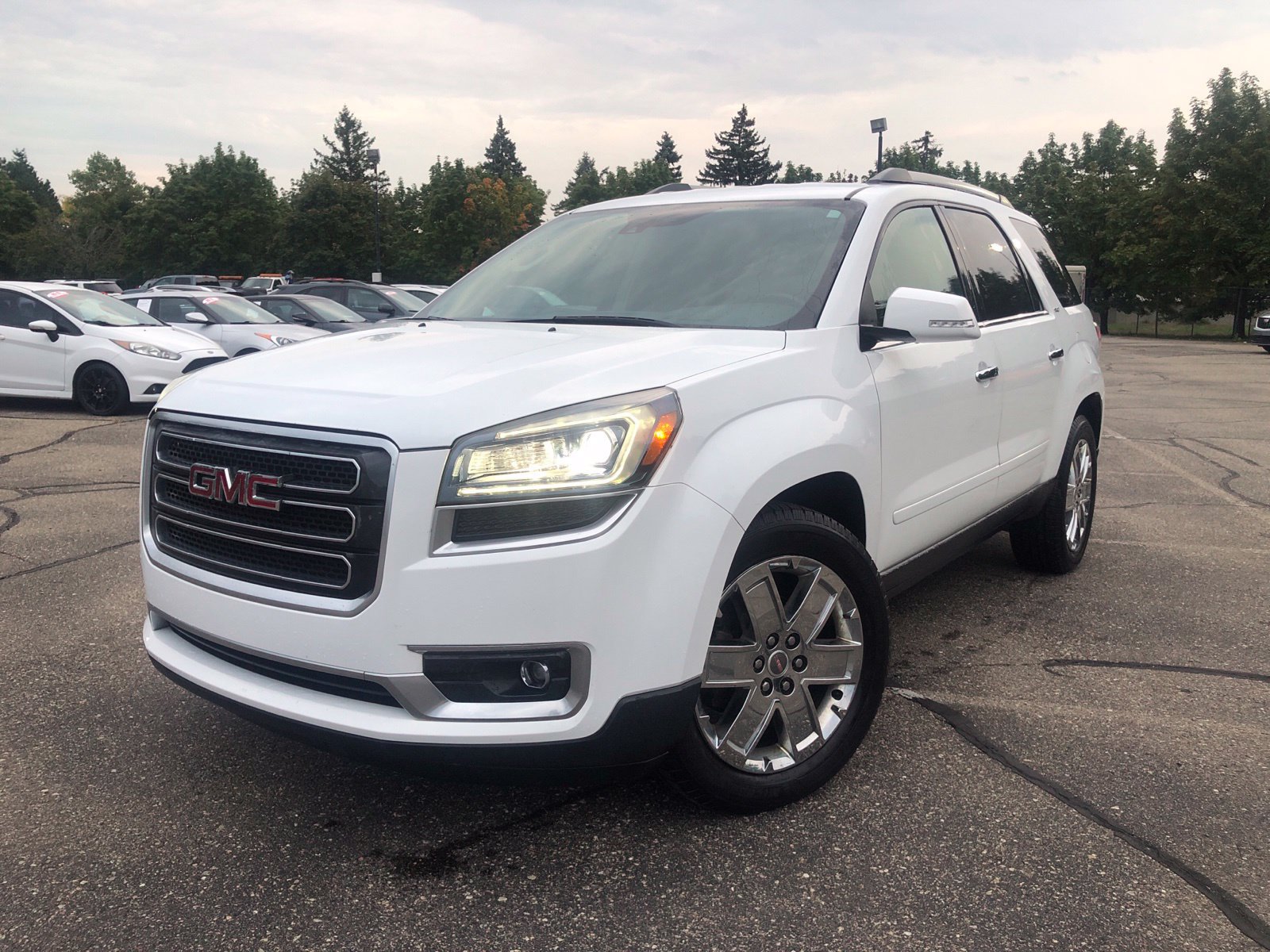 2017 GMC Acadia Limited Base