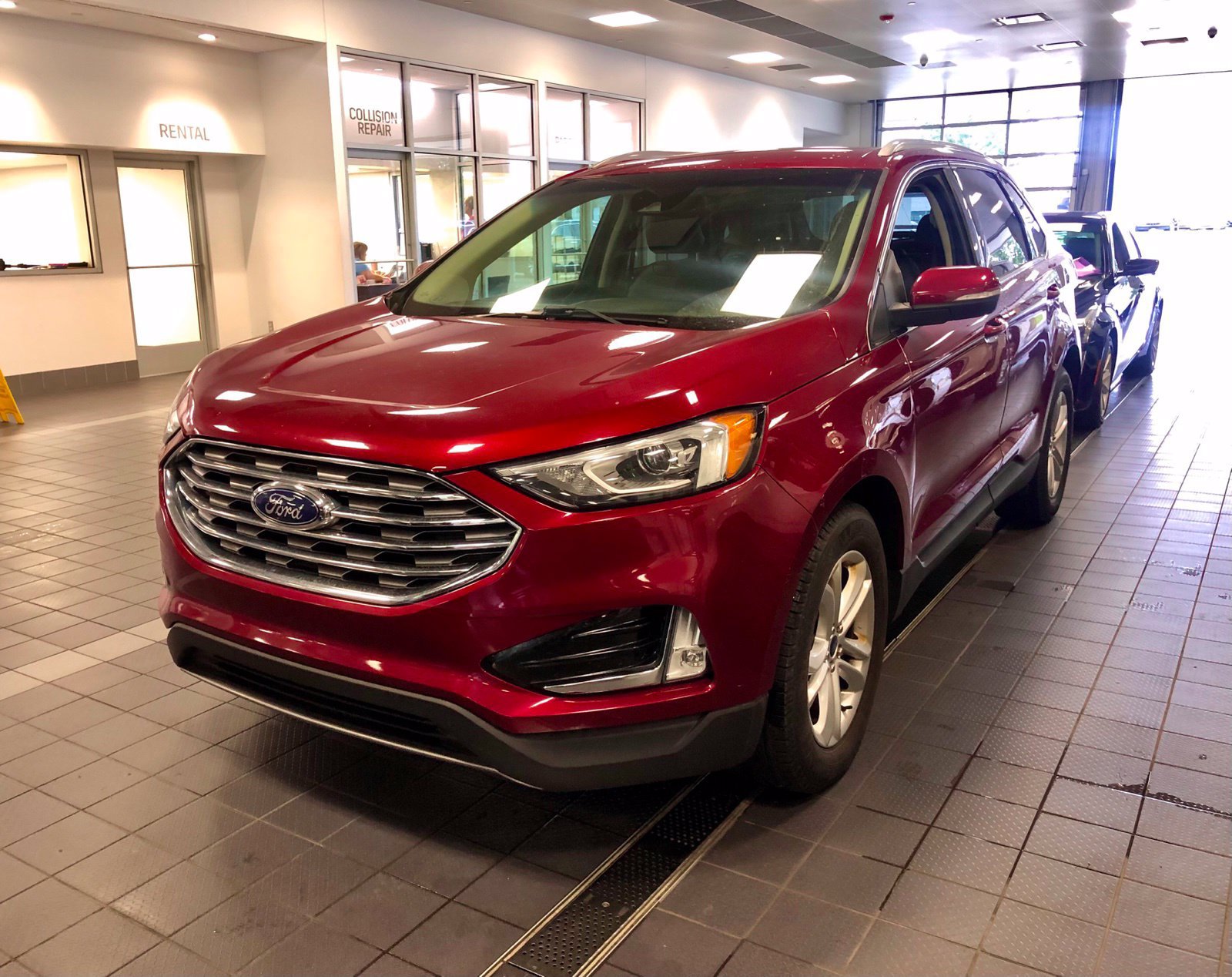2019 Ford Edge