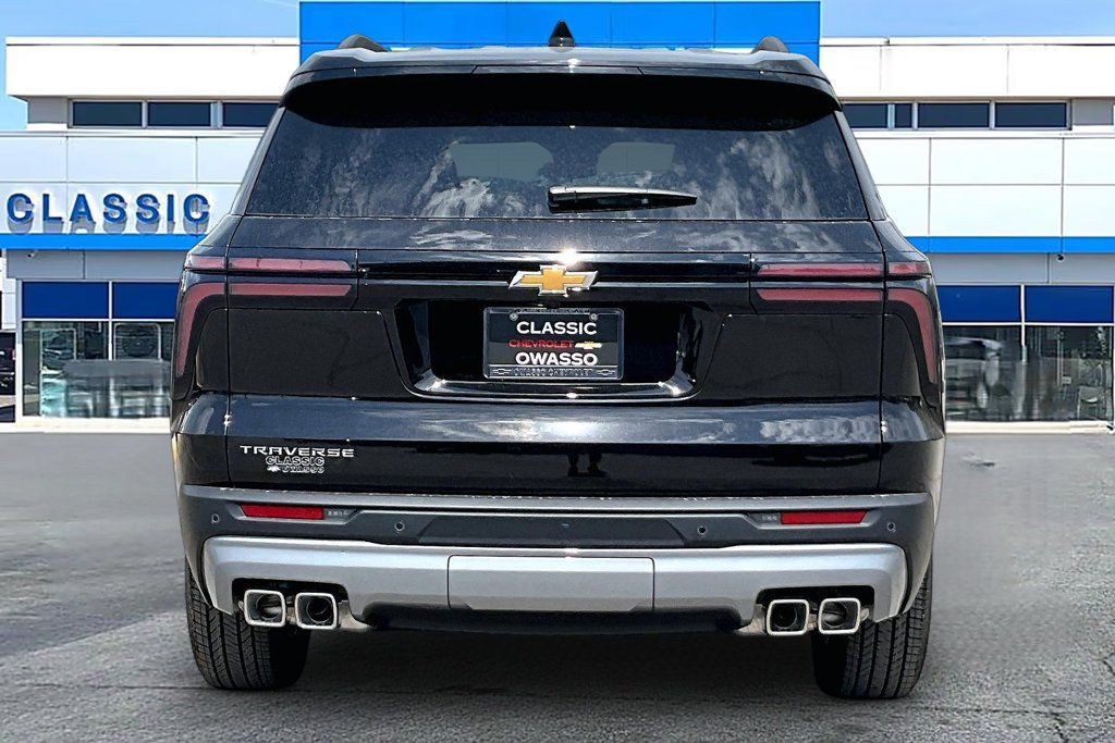 New 2027 Chevrolet Traverse LT SUV