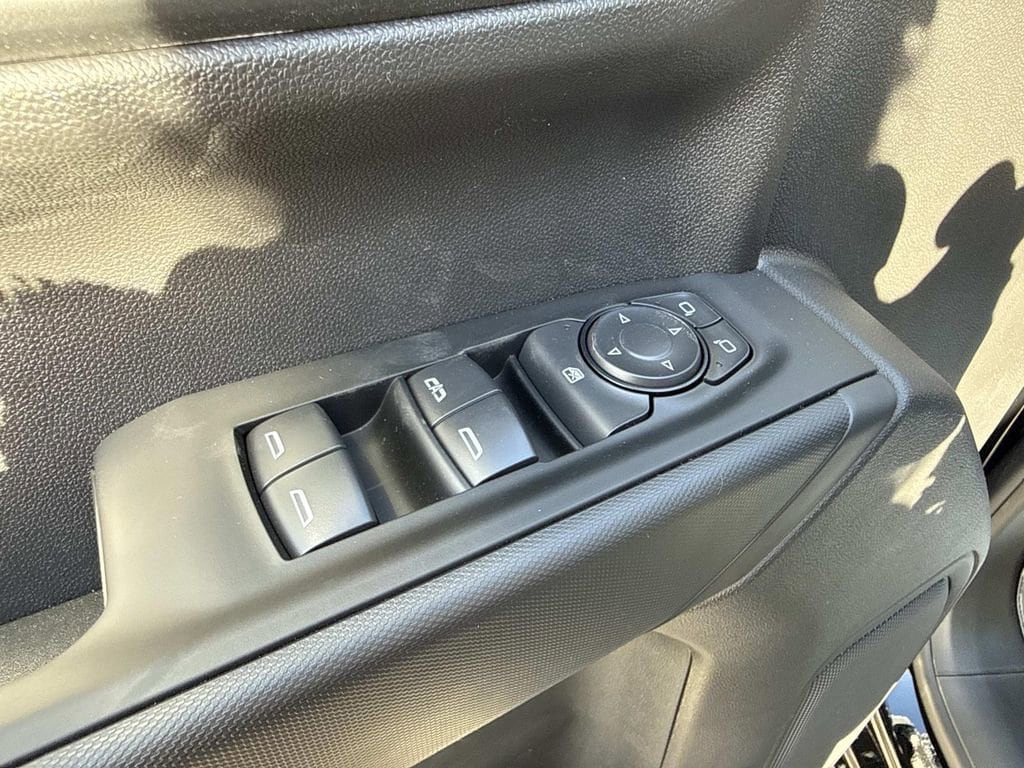 2026 Chevrolet Silverado 1500 Custom - Photo 11