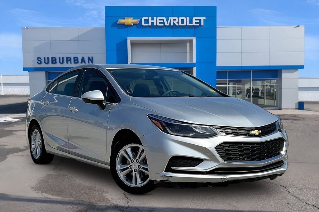 Used 2018 Chevrolet Cruze LT Car