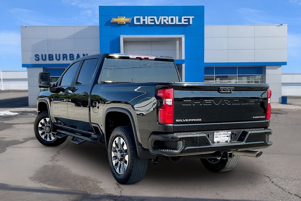 Used 2024 Chevrolet Silverado 2500 HD Custom Truck