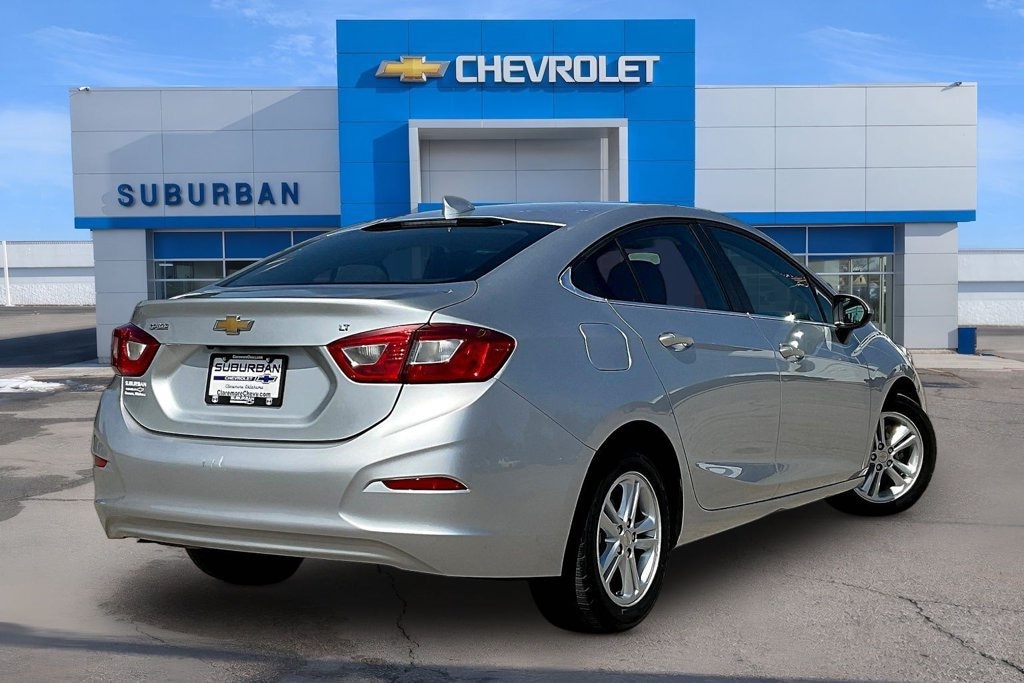Used 2018 Chevrolet Cruze LT Car