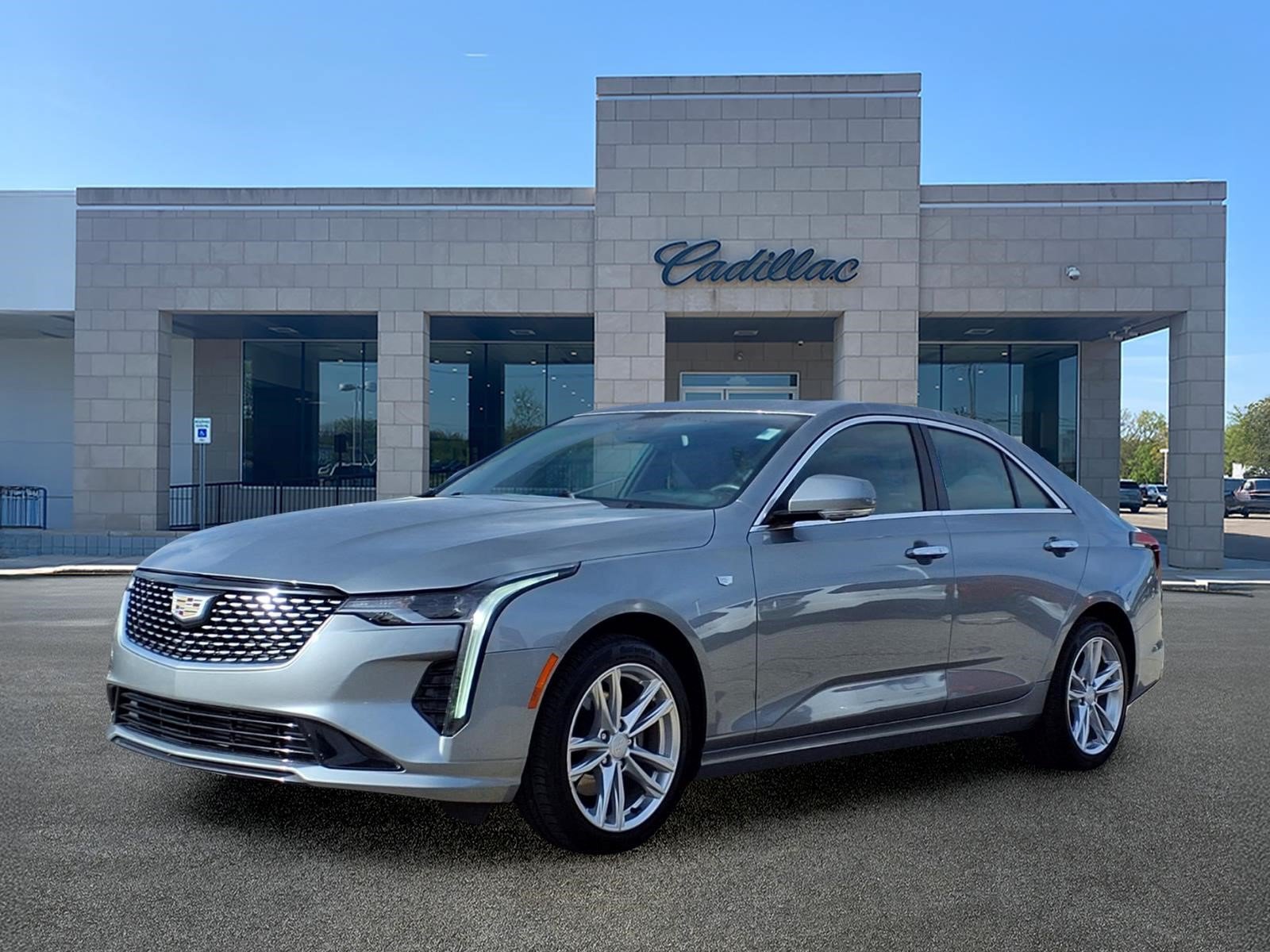 2024 Cadillac CT4 Luxury
