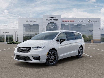 2026 Chrysler Pacifica Select Passenger Van