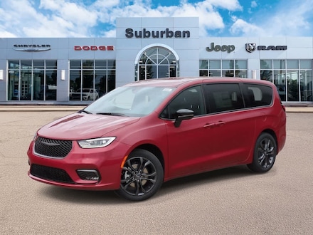 2026 Chrysler Pacifica Select Passenger Van