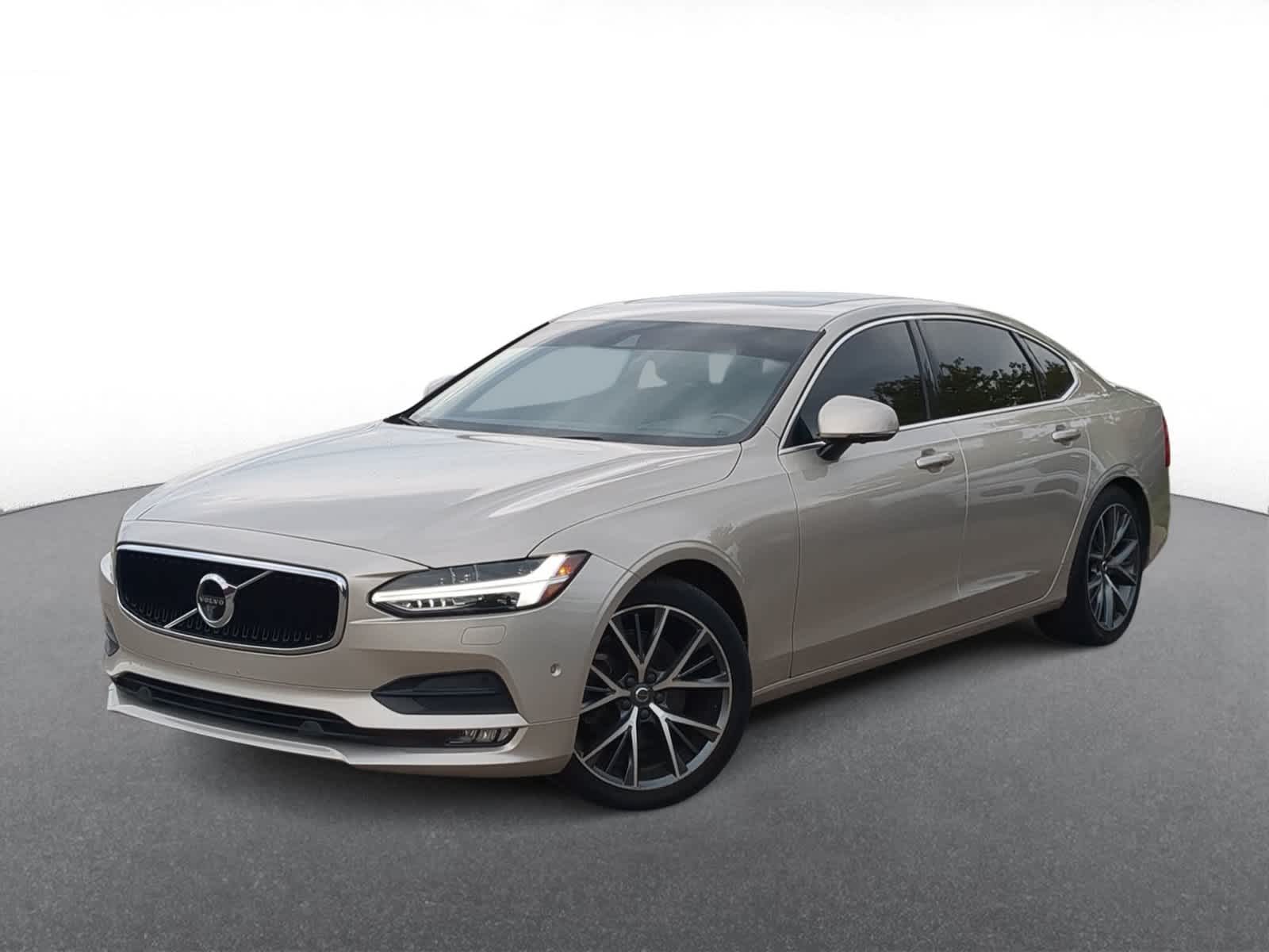 2018 Volvo S90 Momentum