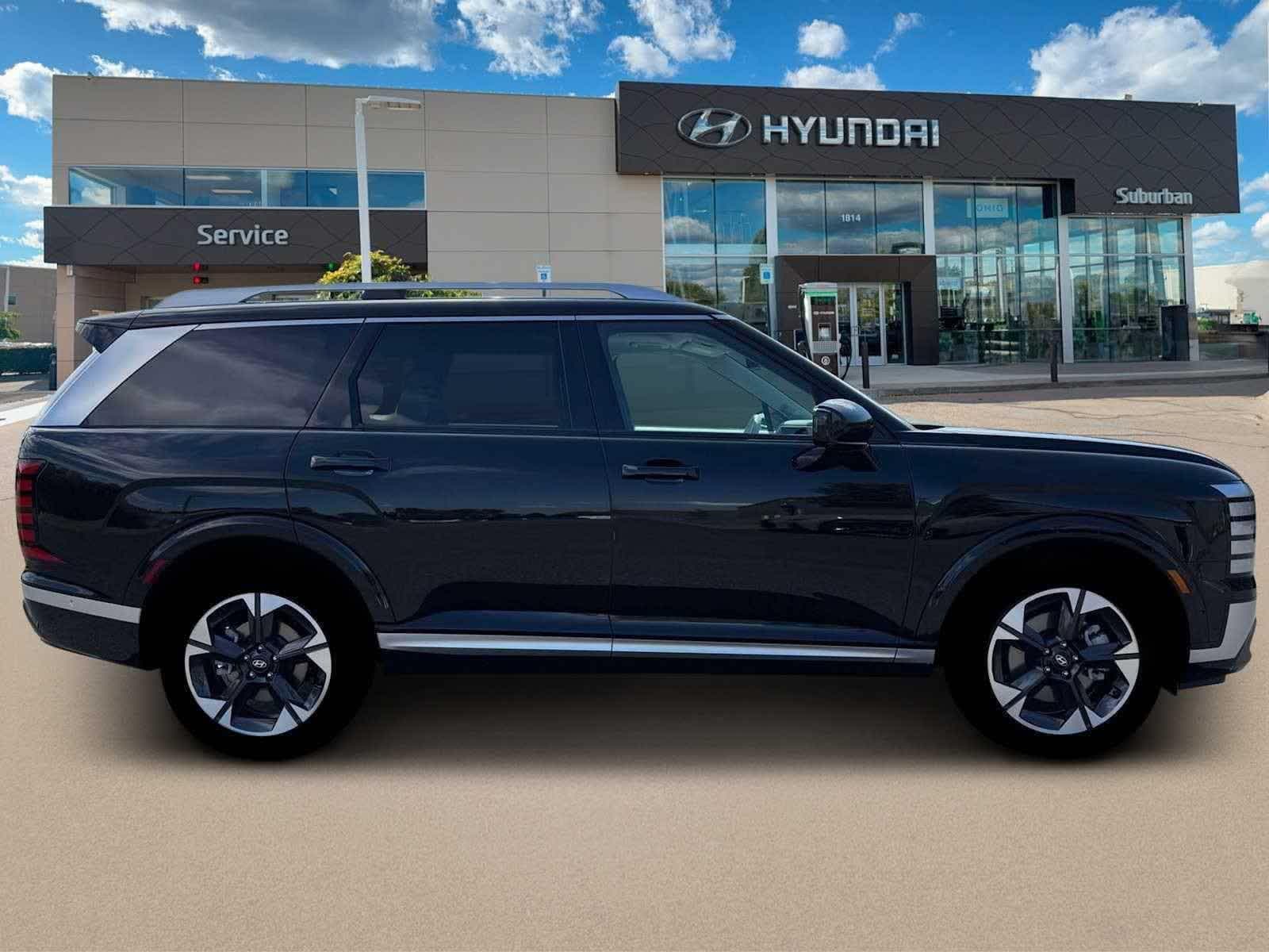 2026 Hyundai Palisade Limited - Photo 8