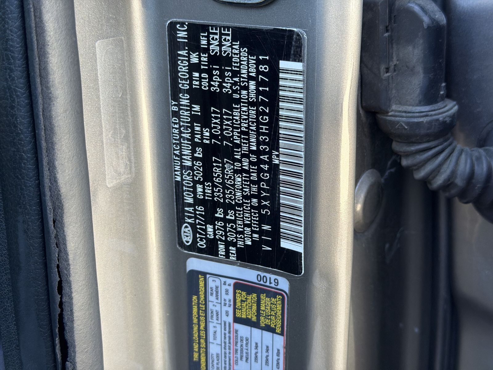 2017 Kia Sorento LX - Photo 34