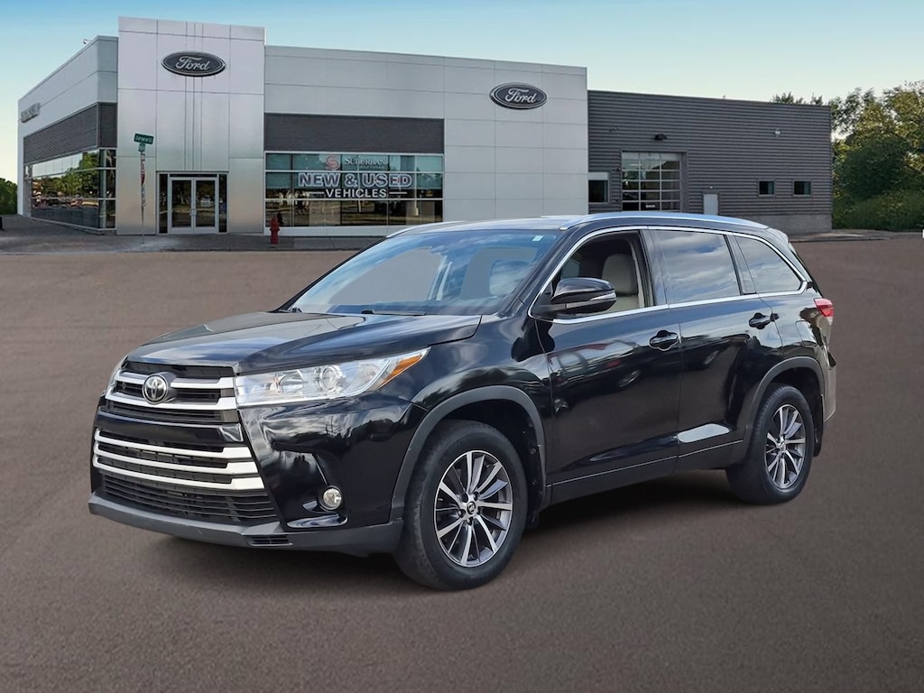 Used 2017 Toyota Highlander XLE SUV