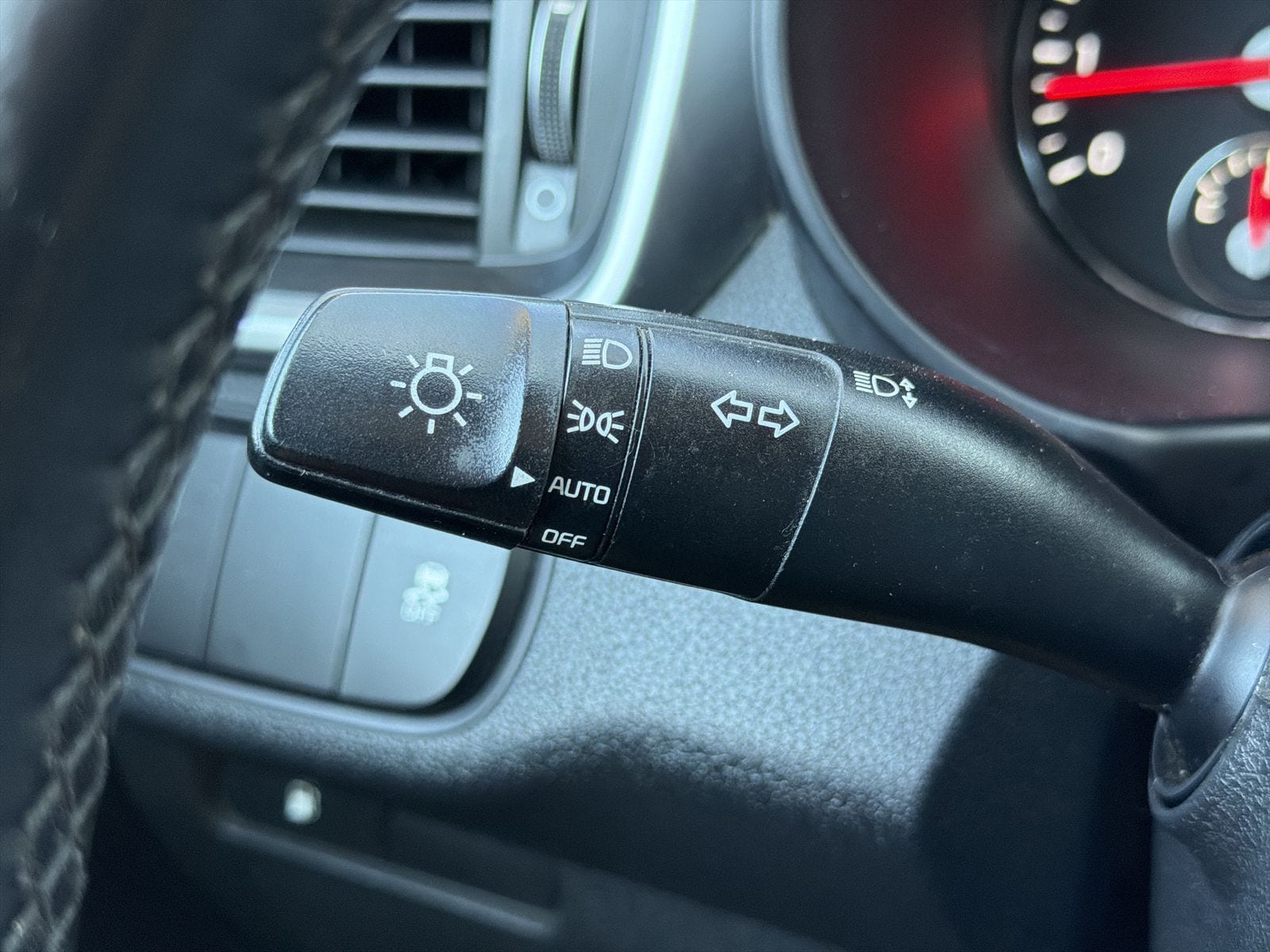 2017 Kia Sorento LX - Photo 26