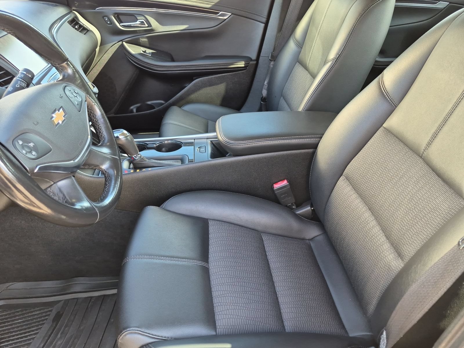 2018 Chevrolet Impala 1LT - Photo 17