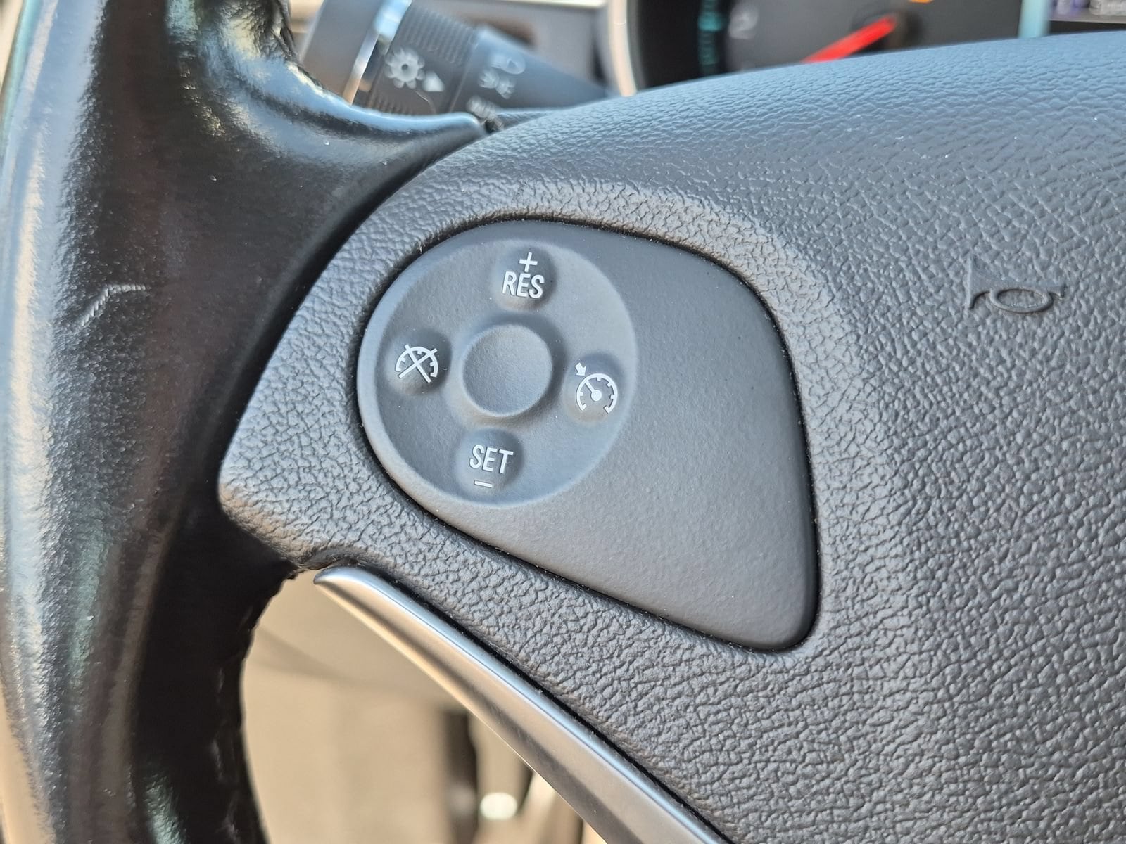 2018 Chevrolet Impala 1LT - Photo 24