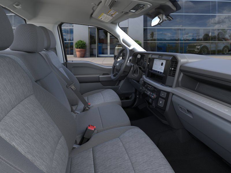 2025 Ford F-350 Super Duty XL - Photo 13