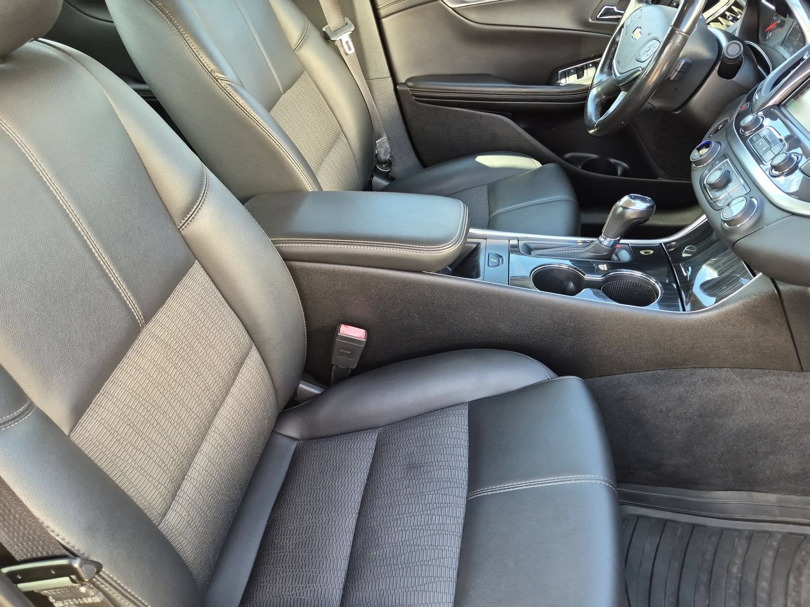2018 Chevrolet Impala 1LT - Photo 22