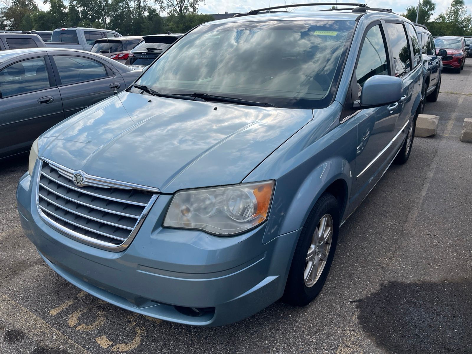 2009 Chrysler Town & Country