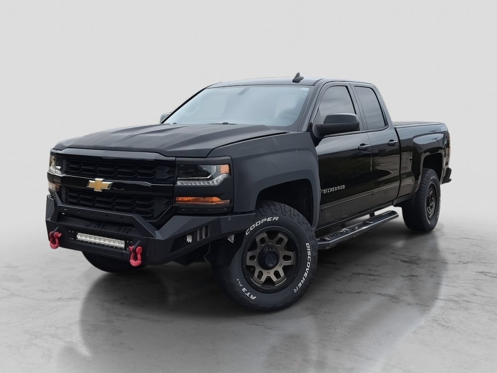 Used 2017 Chevrolet Silverado 1500 LT Truck