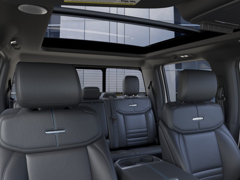 2026 Ford F-350 Super Duty Platinum - Photo 22