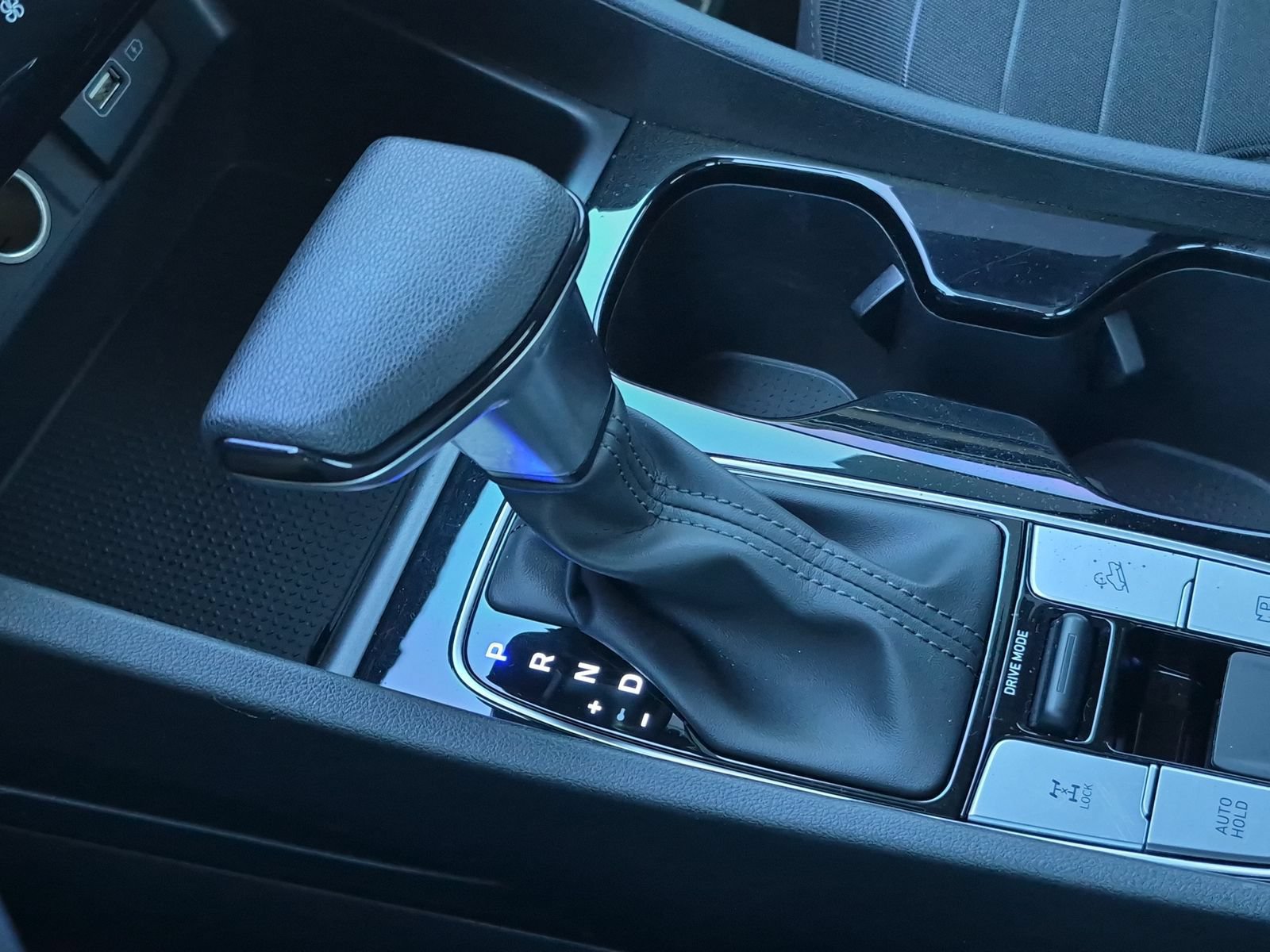 2024 Hyundai Santa Cruz SEL - Photo 32