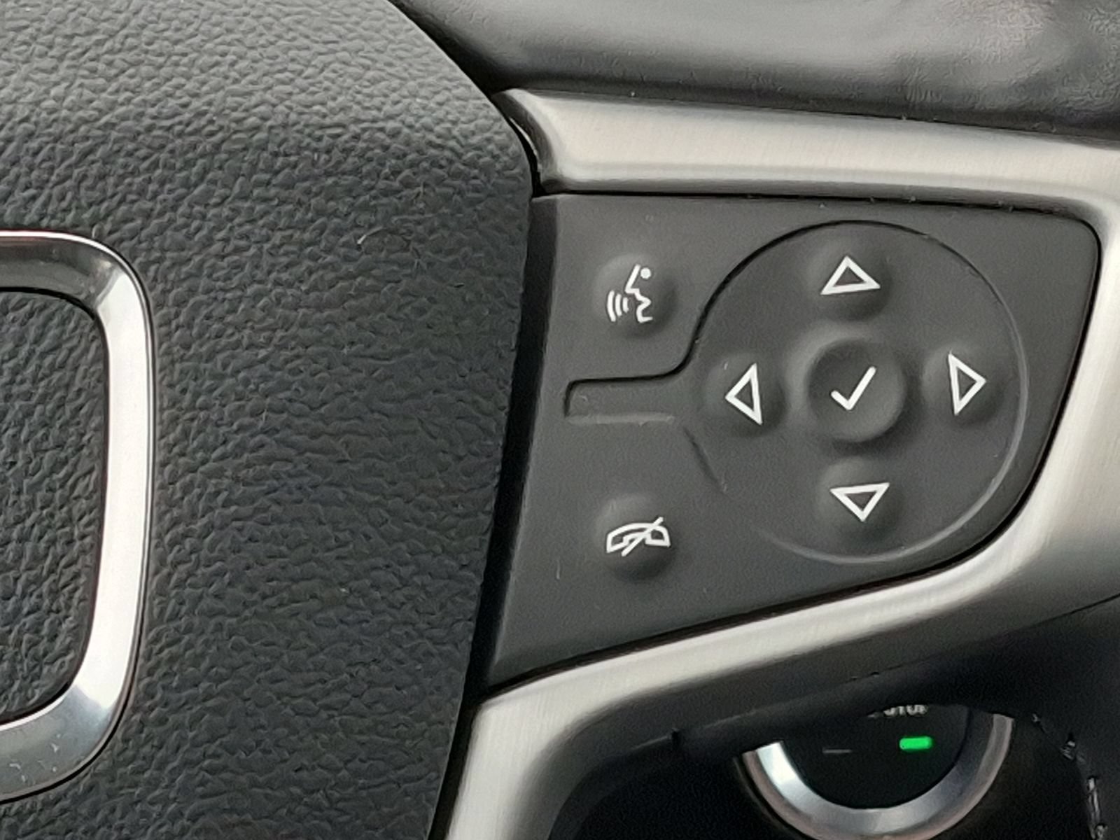 2021 GMC Terrain SLT - Photo 24