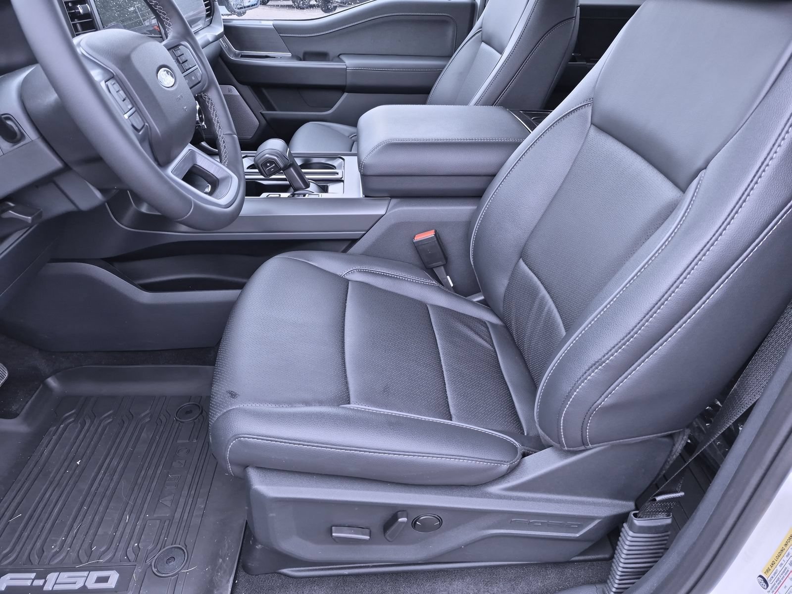 2026 Ford F-150 Lariat - Photo 16