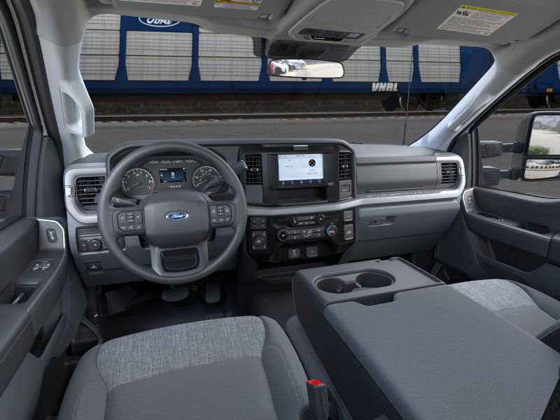 2026 Ford F-350 Super Duty XLT - Photo 9
