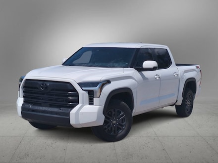 2025 Toyota Tundra SR5 Truck CrewMax 4x4