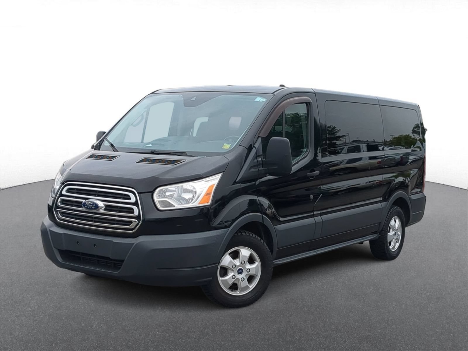 2018 Ford Transit-150 XLT Wagon