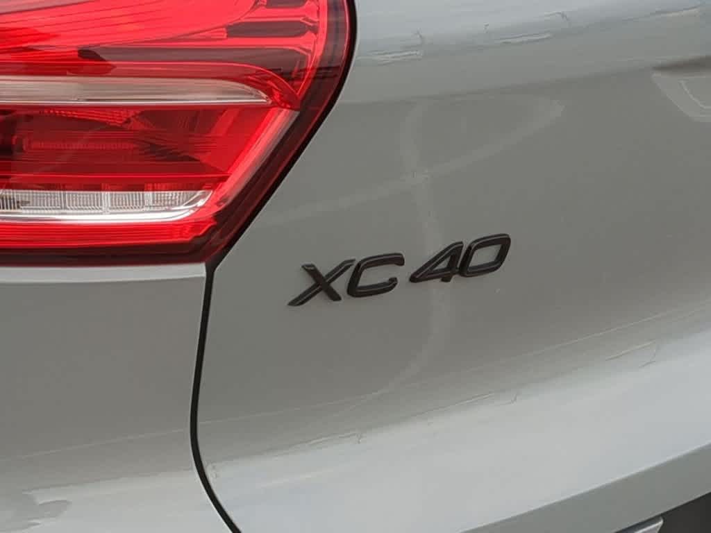 2026 Volvo XC40