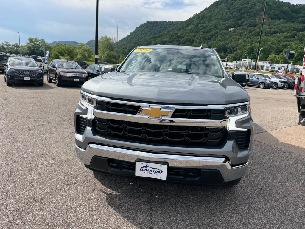 Used 2024 Chevrolet Silverado LT Crew Cab