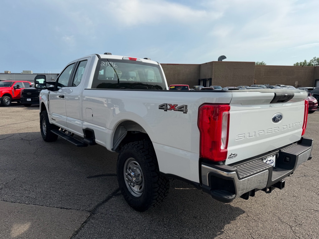 2025 Ford F-350 Super Duty XL - Photo 7