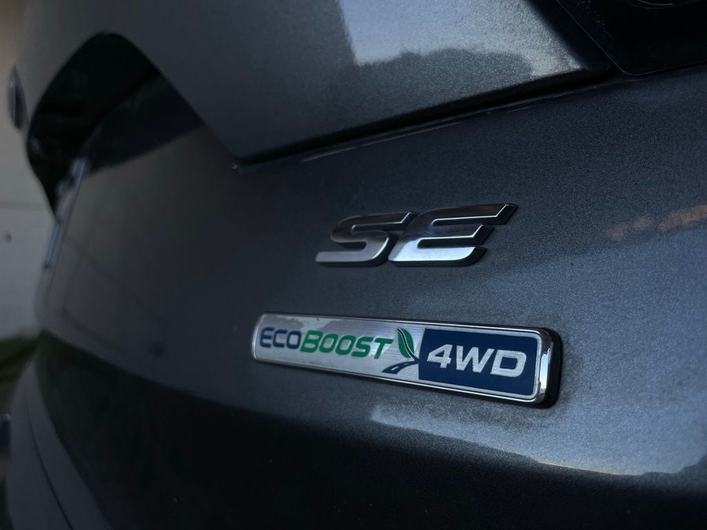 2017 Ford Escape SE - Photo 11
