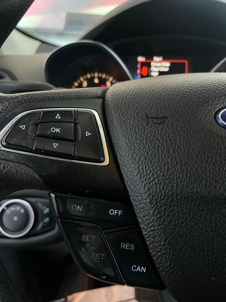 2017 Ford Escape SE - Photo 26