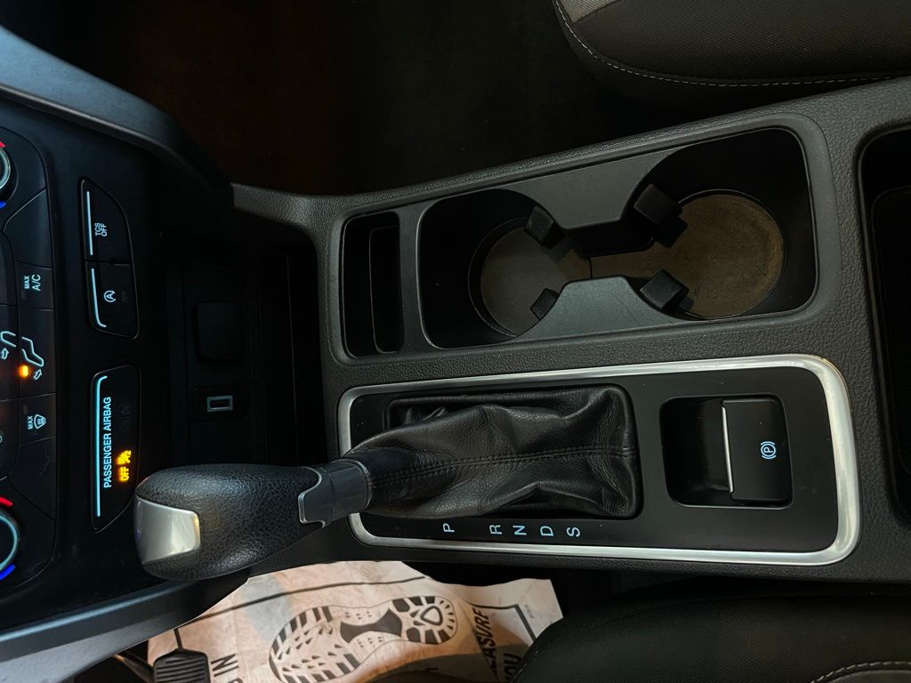 2017 Ford Escape SE - Photo 31