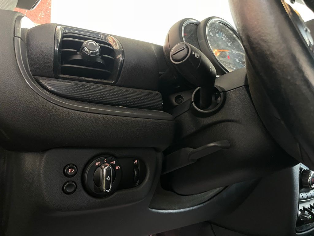 2017 MINI Clubman S - Photo 32