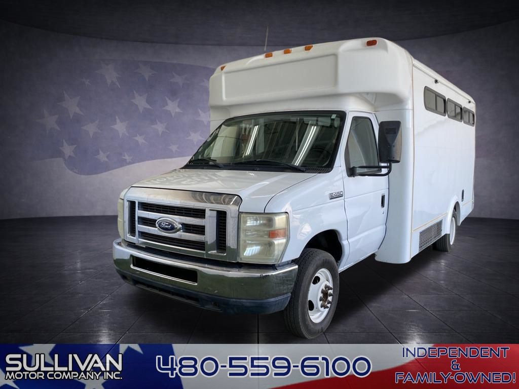  Ford E-450SD