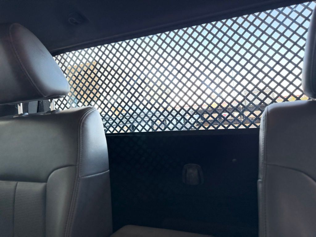 2015 Ford F-450 Super Duty Chassis Cab XL - Photo 33