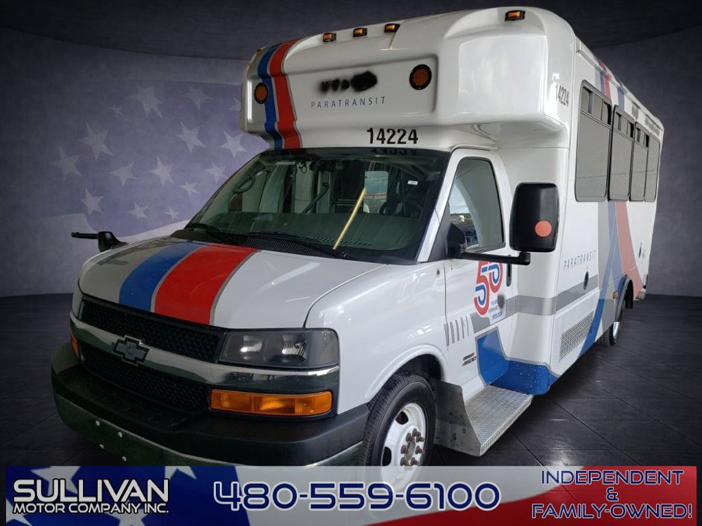 Used 2015 Chevrolet Express 4500 Base Cab/Chassis