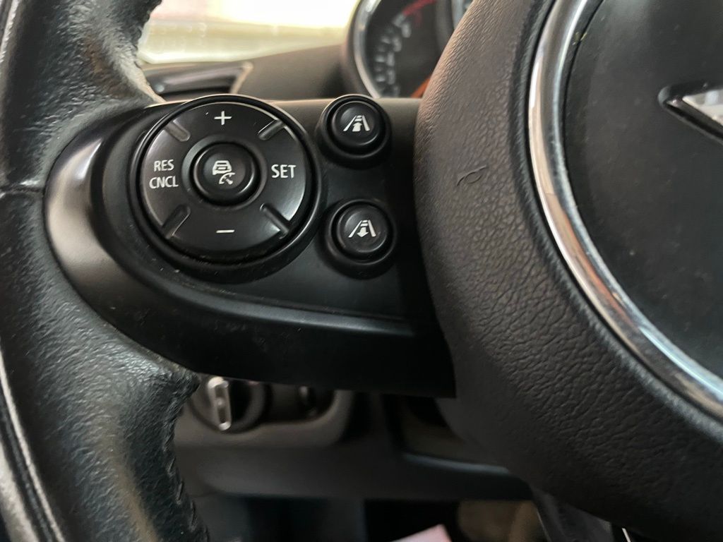 2017 MINI Clubman S - Photo 35