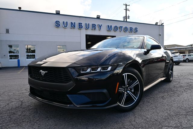 2024 Ford Mustang EcoBoost