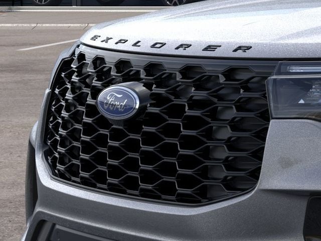 2026 Ford Explorer ST-Line - Photo 17